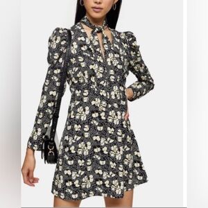 Topshop Tie Neck Floral Print Long Sleeve Mini Dress - Size 6